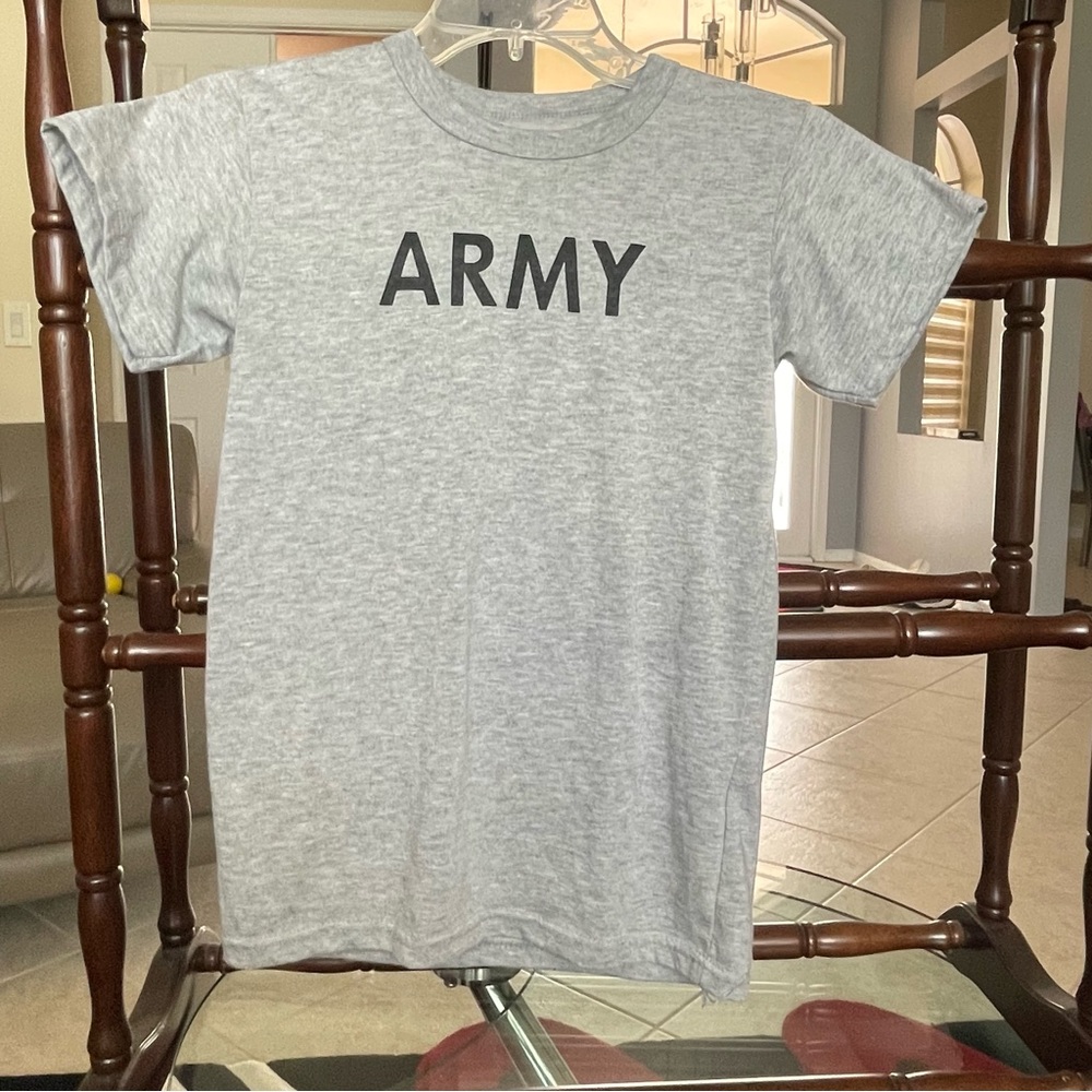 ARMY t-shirt boys M 8-10